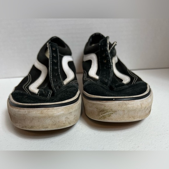 Unisex Black n white Vans 7men/8.5woman - Picture 2 of 7